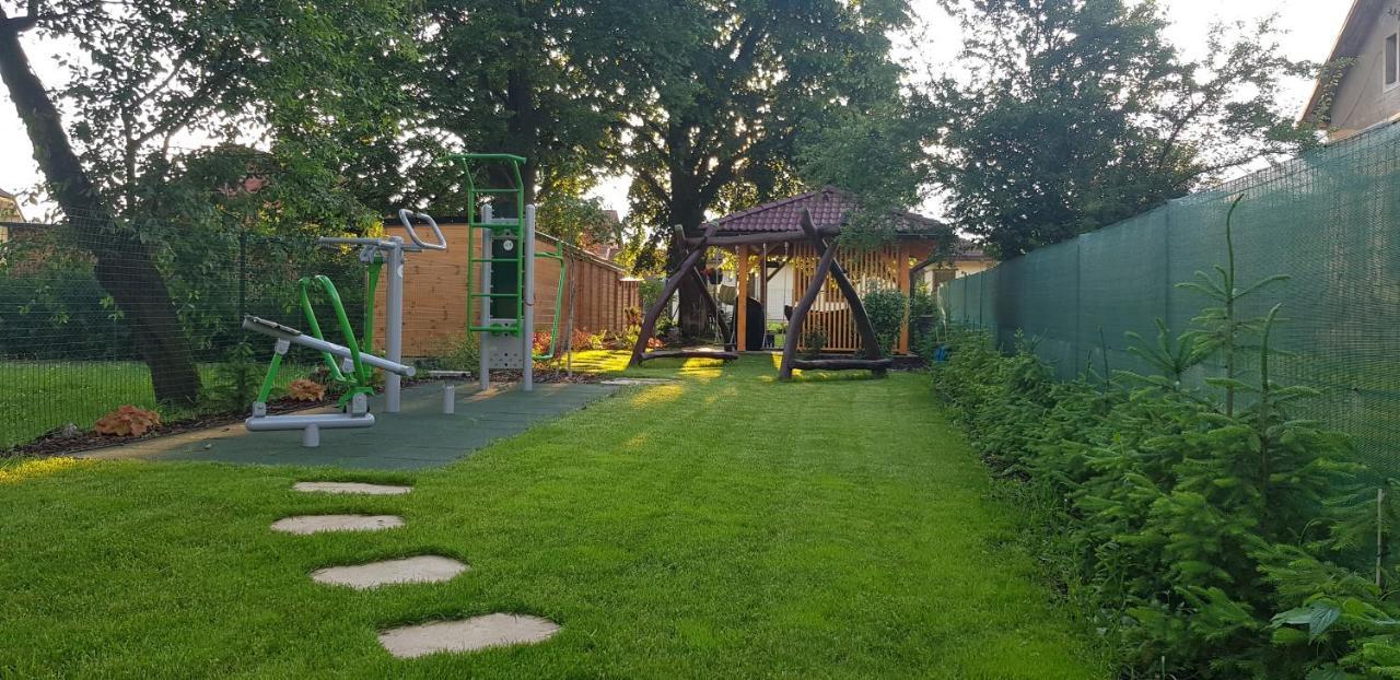 Bungalov Komfort Ліптовський Мікулаш Екстер'єр фото
